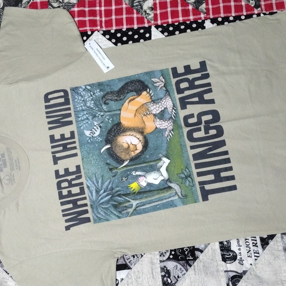 NWT Mens Where the Wild Things Are T-Shirt - Picture 2 of 5